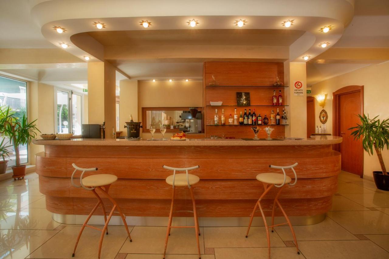 Hotel Elisir Ρίμινι Εξωτερικό φωτογραφία
