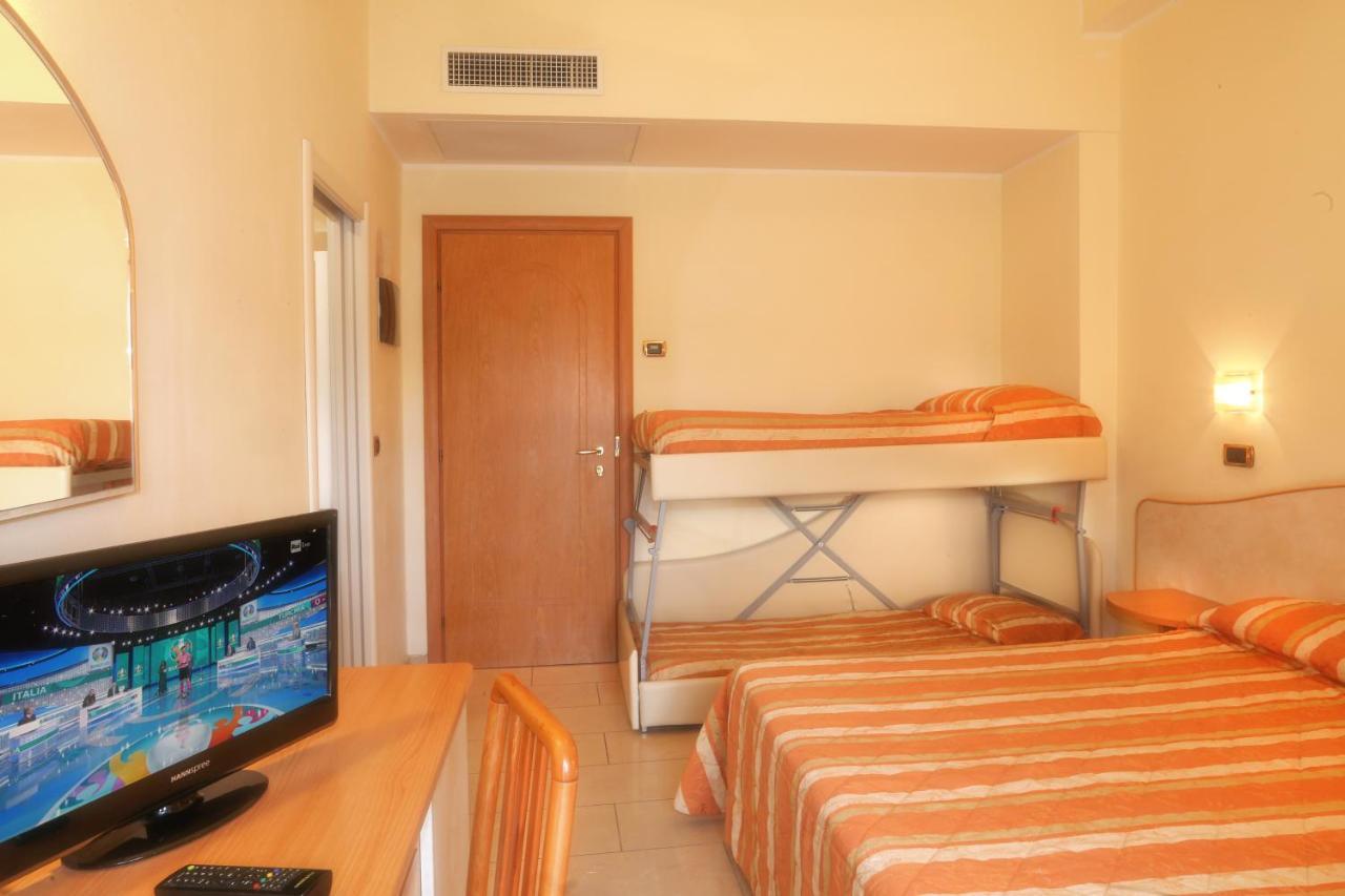 Hotel Elisir Ρίμινι Εξωτερικό φωτογραφία