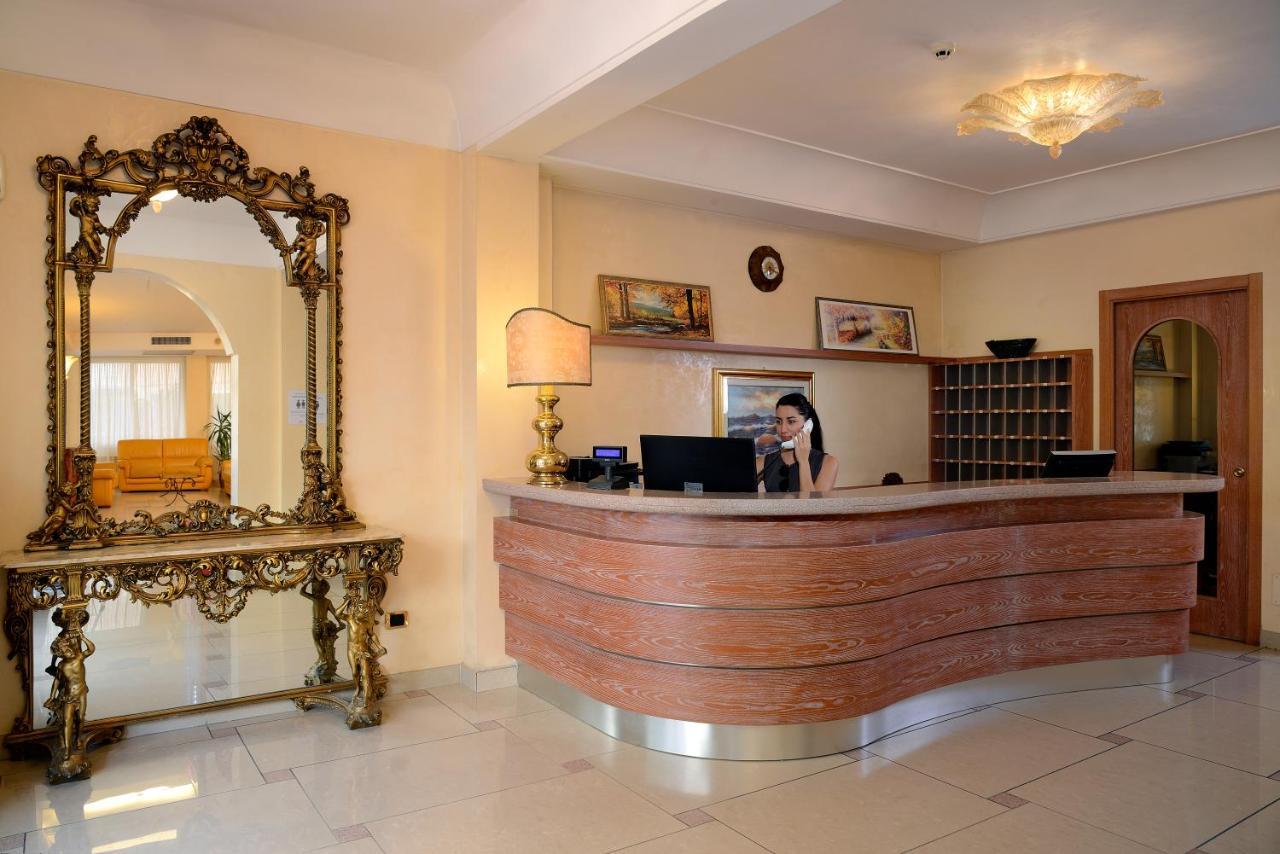Hotel Elisir Ρίμινι Εξωτερικό φωτογραφία